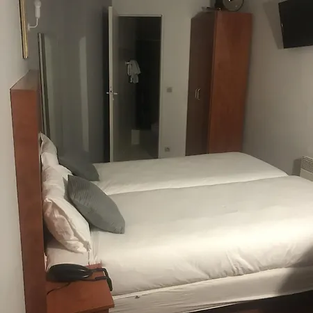 Relais Bergson Отель Париж