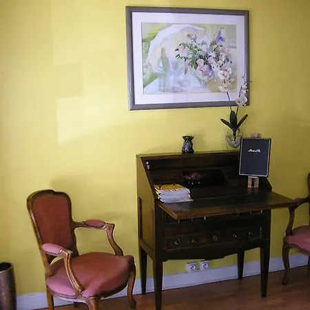 Relais Bergson Отель 2*