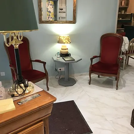 Relais Bergson Отель Париж